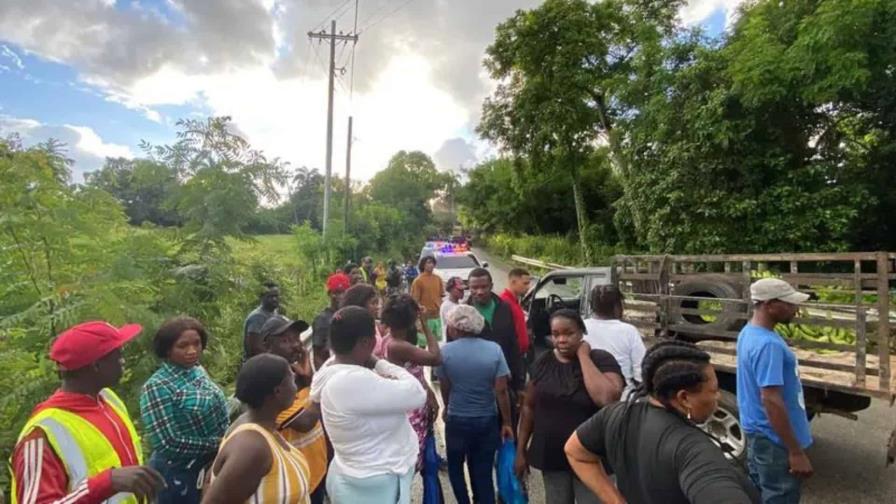 Muere hombre tras chocar motocicleta con camioneta en la carretera Yerba Buena-Hato Mayor
