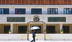 RD arrastra un inventario de leyes que se mantienen como simple literatura sobre el papel