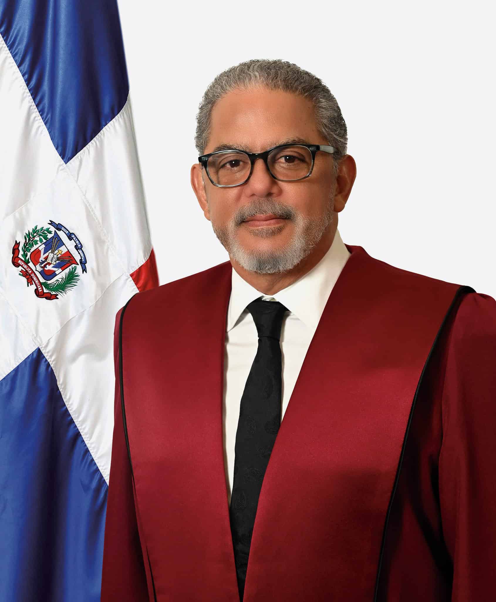 <div><strong>José Alejandro Ayuso</strong> </div><div>Aprobado</div>