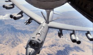 Un vuelo comercial opta por una maniobra agresiva para evitar a un bombardero en EE.UU. Un vuelo comercial opta por una maniobra agresiva para evitar a un bombardero en EE.UU.