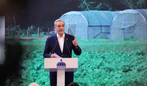 Gobierno dice que se ha saneado más de 45 mil metros de longitud de cañadas en Santo Domingo