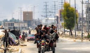 La OMS denuncia ataques israelíes contra instalaciones de la agencia en Deir al Balah