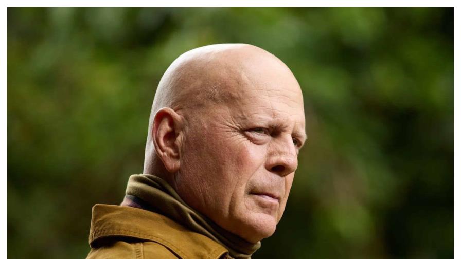 Bruce Willis enfrentaría un deterioro en su salud: aseguran que ya no puede hablar, leer ni caminar Bruce Willis enfrentaría un deterioro en su salud: aseguran que ya no puede hablar, leer ni caminar