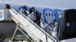 Deportaciones de EE. UU. a terceros pa&iacute;ses acarrean cascada de violaciones de DD. HH., seg&uacute;n expertos de la ONU