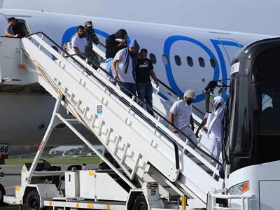 DHS compra aviones Boeing 737 destinados a deportaciones