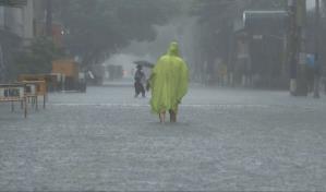 Decenas de miles de desplazados por inundaciones en Filipinas