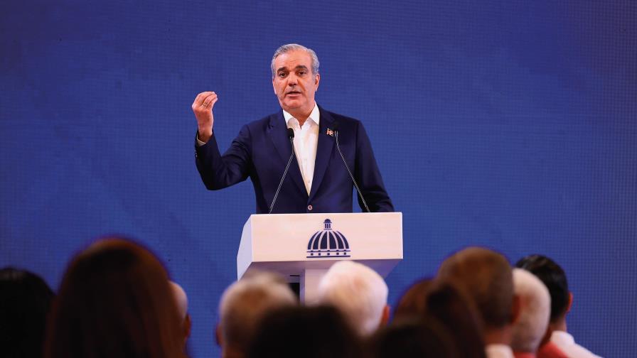 El presidente promete preservar el Botánico y anuncia su expansión El presidente promete preservar el Botánico y anuncia su expansión