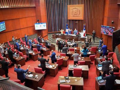 Código Laboral: Senado lo aprueba en segunda lectura