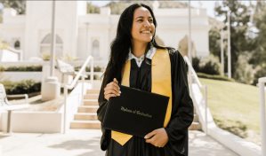 El Gobierno de EE. UU. investiga las becas de cinco universidades a soñadores e indocumentados