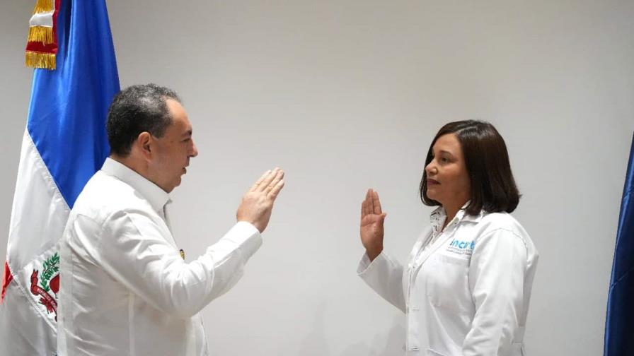 Mario Lama, titular del SNS, juramenta a la nueva directora del Incart Mario Lama, titular del SNS, juramenta a la nueva directora del Incart
