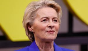 Von der Leyen aterriza en Pekín para hacer avanzar y reequilibrar lazos con China