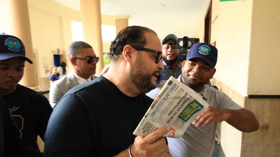 Juez rechaza imponer prisión a Aquiles Jiménez Juez rechaza imponer prisión a Aquiles Jiménez