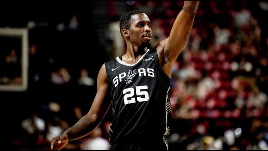Dominicanos brillan en la Liga de Verano y ponen la mira en la NBA Dominicanos brillan en la Liga de Verano y ponen la mira en la NBA