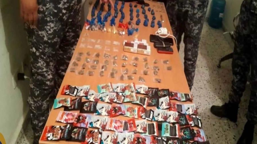 Arrestan dos hombres con más de 200 porciones de drogas en operativo en La Romana