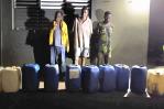 El Ejército detiene a tres hombres con 55 galones de clerén durante patrullaje en Dajabón