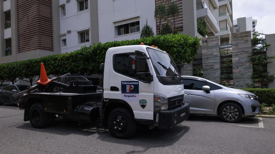 ParquéaT_RD justifica cobro de RD$4,000 por remolque y custodia de vehículos