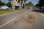 Hoyo dejado por la Caasd en la Jiménez Moya pone en riesgo a conductores