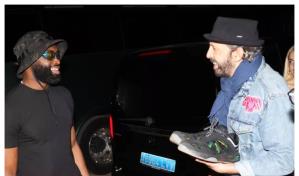 Jaylen Brown, estrella de la NBA, sorprende a Juan Luis Guerra con un bonito gesto tras su concierto