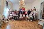 Embajada dominicana en España reconoce a estudiantes con el Premio al Mérito Escolar 2025