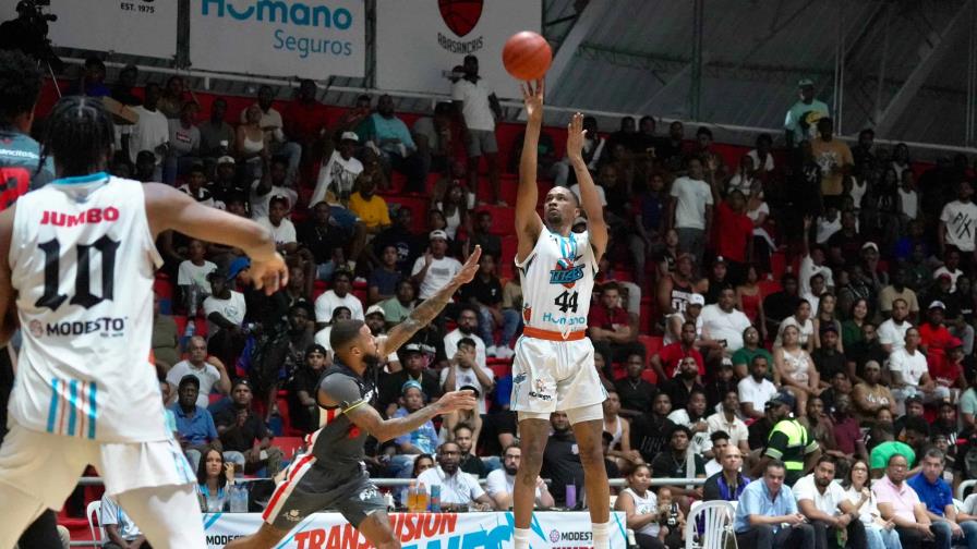 Titanes del Sur alcanzan la final con barrida ante los Leones Titanes del Sur alcanzan la final con barrida ante los Leones