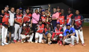 Villa Juana conquista el título sénior en el Clásico softbol Julio Lugo Villa Juana conquista el título sénior en el Clásico softbol Julio Lugo