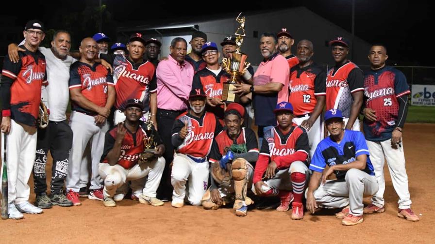 Villa Juana conquista el título sénior en el Clásico softbol Julio Lugo Villa Juana conquista el título sénior en el Clásico softbol Julio Lugo