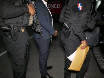 Extradición de dominicano acusado de cuádruple homicidio en NY