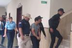 Trasladan del hospital al Palacio de Justicia a joven que atacó a varias personas en Naco