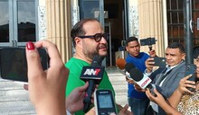 Aquiles Jim&eacute;nez vuelve a publicar un desagravio: se disculpa con Alicia Ortega y Fernando Hasbun