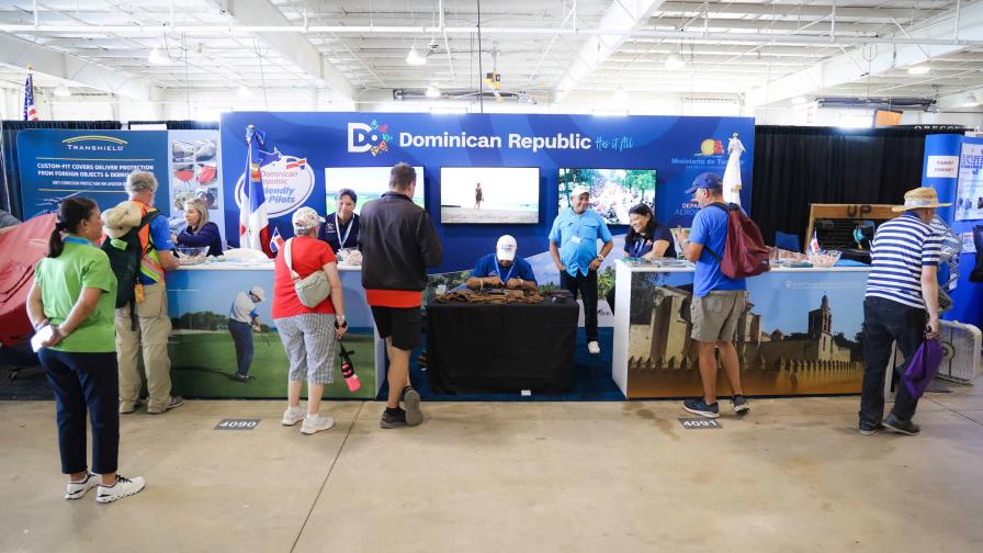 República Dominicana participa en feria de aviación más grande del mundo República Dominicana participa en feria de aviación más grande del mundo