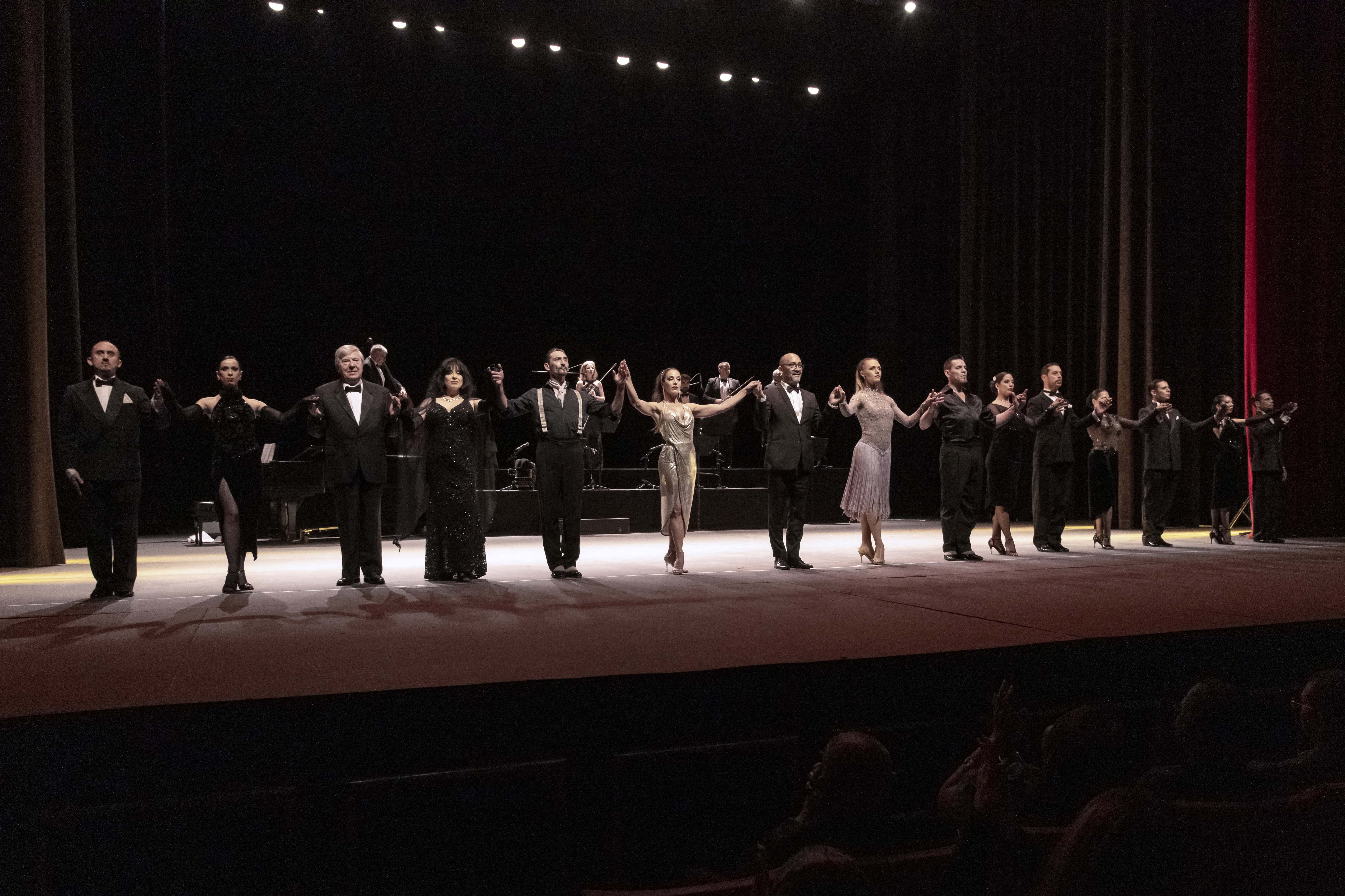 La puesta en escena, dirigida por el argentino Luis Bravo, y producido por la bailarina y coreógrafa dominicana Mónika Despradel, se realizó el pasado viernes 25 de julio en el Teatro Nacional Eduardo Brito.
