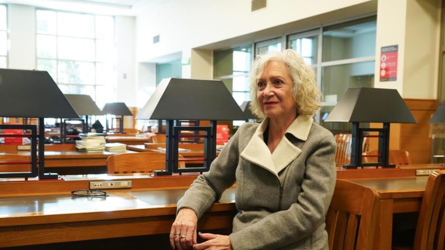 Presidenta de hispanistas exige no tratar al español como lengua de segunda Presidenta de hispanistas exige no tratar al español como lengua de segunda