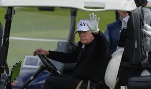 Trump juega al golf en Escocia antes de sus reuniones con Von der Leyen y Starmer