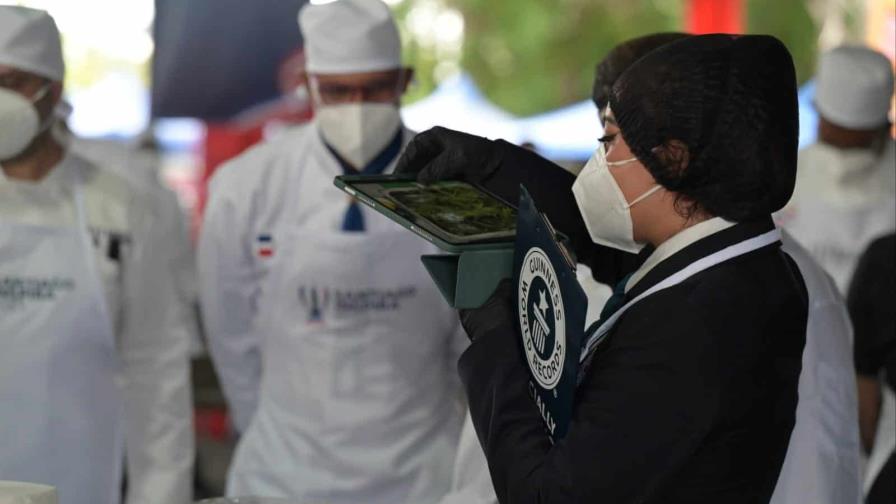 "Debe ser una sola pieza": jueza de Guinness detalla exigencias del récord de mofongo "Debe ser una sola pieza": jueza de Guinness detalla exigencias del récord de mofongo