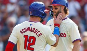 Harper y Schwarber impulsan a Filis a victoria sobre Yanquis sin Judge