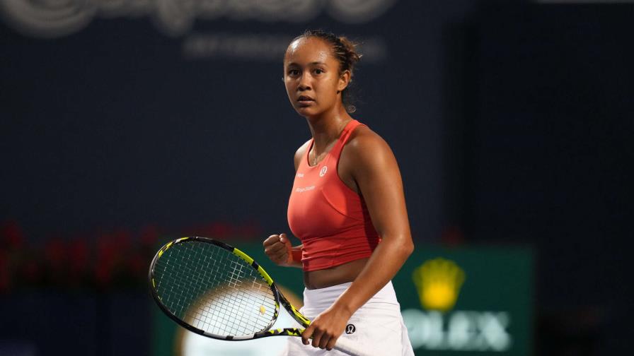 Leylah Fernández, primera finalista en Washington tras derrotar a Rybakina