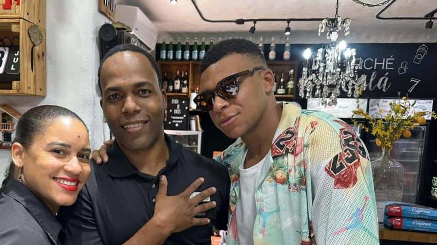 Circulan imágenes del futbolista Mbappé en Altos de Chavón