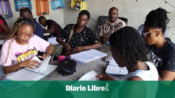 Crisis en Haití: Migrantes haitianos en México aprenden español