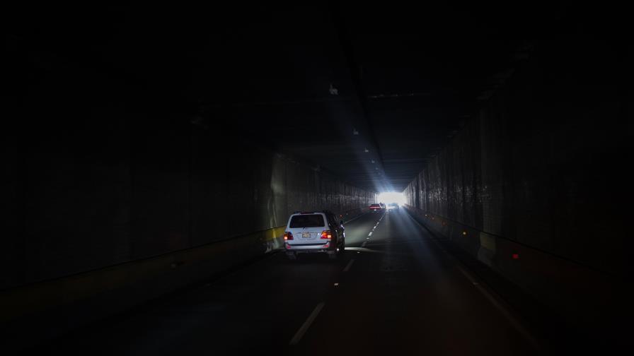 Túnel de Las Américas vuelve a quedar a oscuras por fallas eléctricas