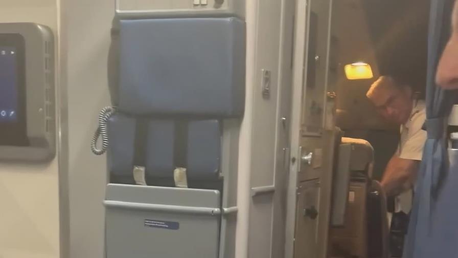 Agentes federales del ICE arrestan a piloto de Delta tras aterrizar en San Francisco