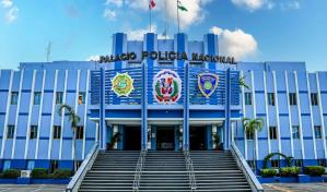 Policía persigue a ocho personas por asalto a joyería y rapto de ingeniero en Bávaro Policía persigue a ocho personas por asalto a joyería y rapto de ingeniero en Bávaro