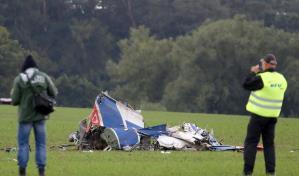 Al menos siete heridos al colisionar una avioneta con un automóvil en Florida