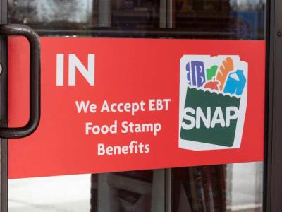 Estados se niegan a dar datos beneficiarios cupones para alimentos