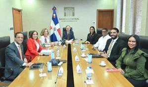 Banco Central interesado en explorar facilidades para el retorno de los dominicanos en el exterior