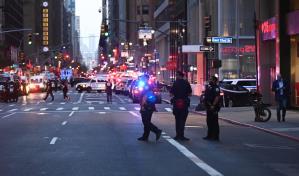 Cinco muertos en un tiroteo en Nueva York, entre ellos un policía