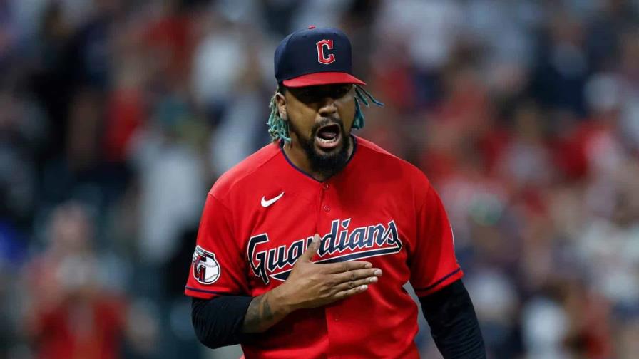 Luce oscuro el futuro de los pitchers de los Guardianes, Luis Ortiz y Enmanuel Clase Luce oscuro el futuro de los pitchers de los Guardianes, Luis Ortiz y Enmanuel Clase