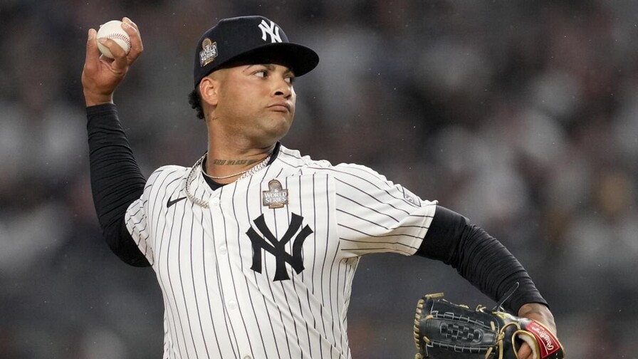 Luis Gil regresa a Grandes Ligas con los Yanquis Luis Gil regresa a Grandes Ligas con los Yanquis