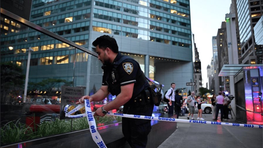 Policía de Nueva York enviará dos equipos a Las Vegas para investigar al autor del tiroteo Policía de Nueva York enviará dos equipos a Las Vegas para investigar al autor del tiroteo