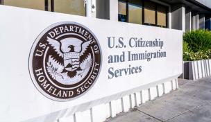 Denunciante acusa al DHS de usar m&eacute;todos que podr&iacute;an violar leyes estatales para investigar el voto
