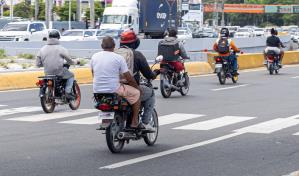 Intrant concluye consulta pública para la homologación de cascos para motoristas